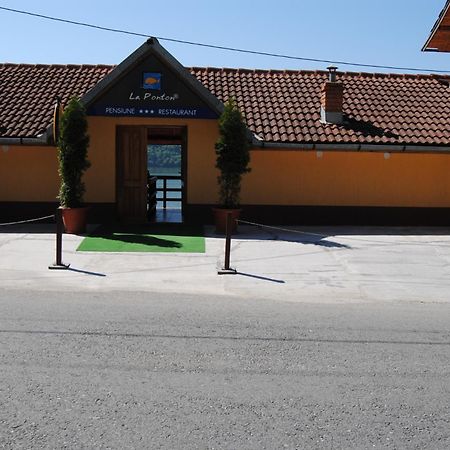 Pension La Ponton Ieşelniţa المظهر الخارجي الصورة