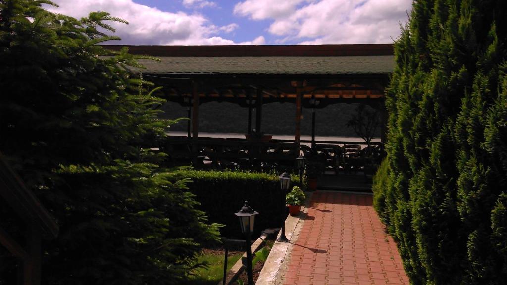 Pension La Ponton Ieşelniţa المظهر الخارجي الصورة